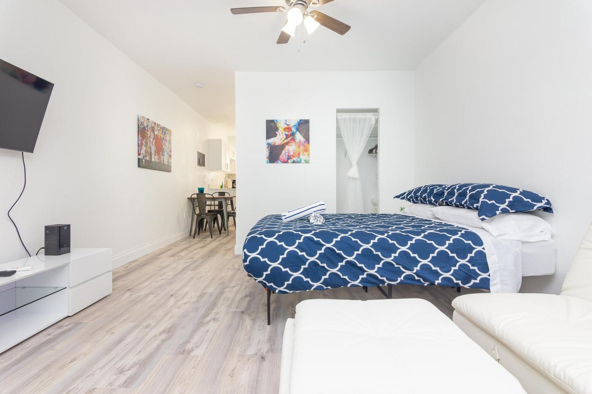 Ocean Drive Deco Apt W/2 Queen Beds, Steps 2 Beach Miami Beach Exterior photo