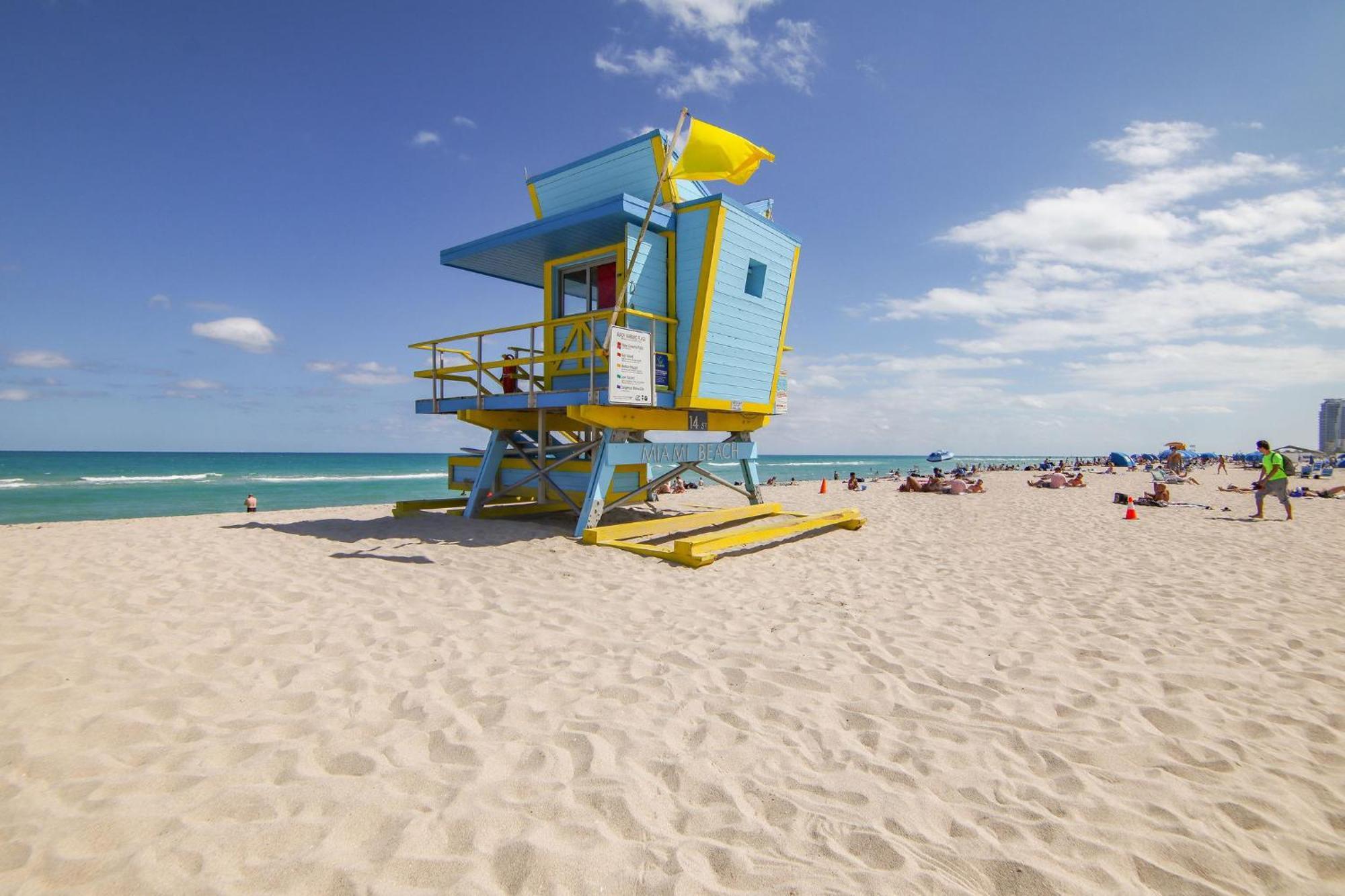 Ocean Drive Deco Apt W/2 Queen Beds, Steps 2 Beach Miami Beach Exterior photo
