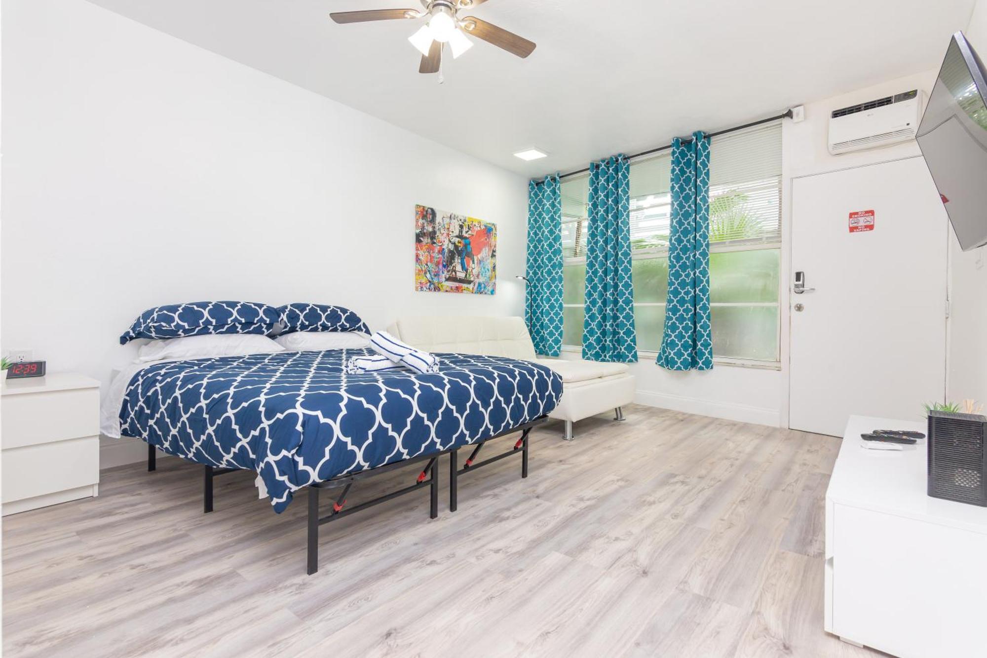 Ocean Drive Deco Apt W/2 Queen Beds, Steps 2 Beach Miami Beach Exterior photo